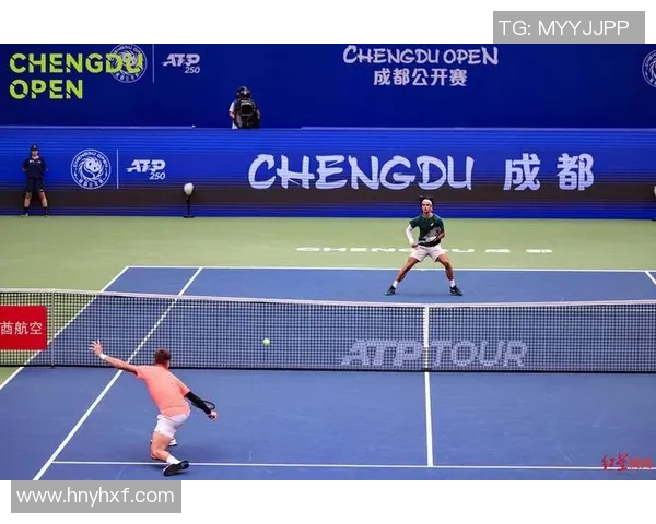 成都网球队的训练与比赛状态全景揭秘网球巨献之旅 成都网球队的训练与比赛状态全景揭秘网球巨献之旅